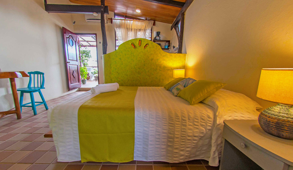 Media Luna Suite
